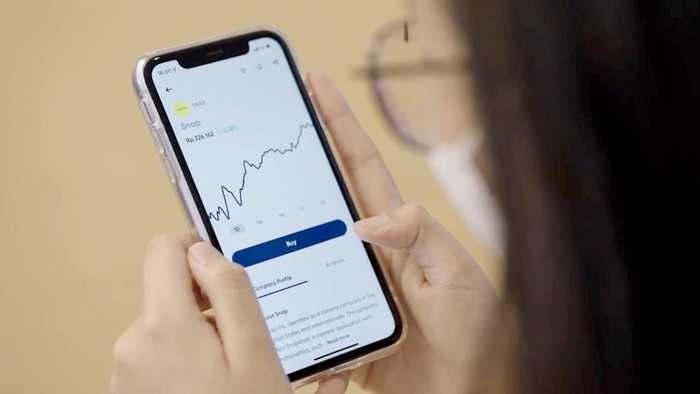 1761500577130-janjikan-iklim-investasi-meningkat-di-2024-2_169