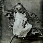 1761803412336-foto-halloween-jadul-menakutkan-1761789189937