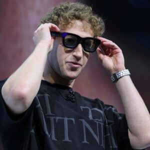 1761997083031-penampakan-orion-kacamata-super-pintar-buatan-meta-1_169