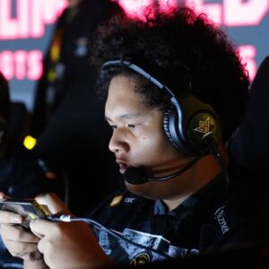 1762321643032-gagal-puncaki-klasemen-week-1-ffws-global-rrq-ngaku-kurang-hoki-aja-1762312347431_169