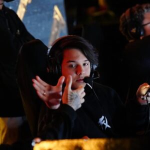 1762688879812-rahasia-dibalik-ganasnya-fluxo-di-mode-br-dan-cs-ffws-global-finals-2025-1762659679358_169