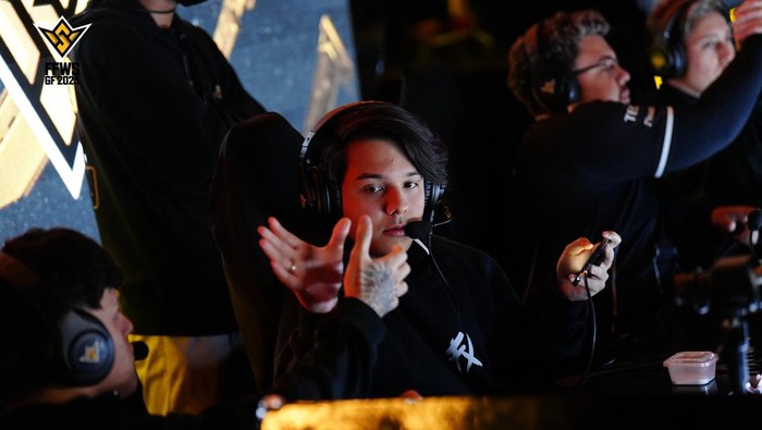 1762688879812-rahasia-dibalik-ganasnya-fluxo-di-mode-br-dan-cs-ffws-global-finals-2025-1762659679358_169