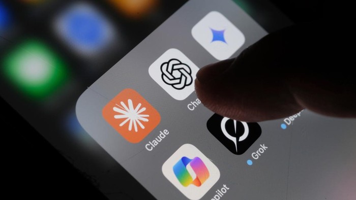 1763034468134-ilustrasi-aplikasi-ai-grok-1747629728141_169