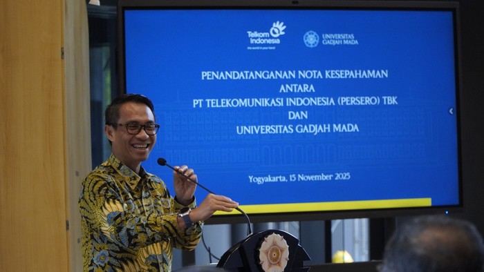 1763380259838-telkom-gandeng-ugm-kembangkan-inovasi-talenta-ai-ri-1763371799654