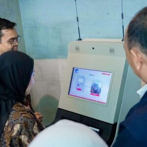 1763982442813-telkomsel_169